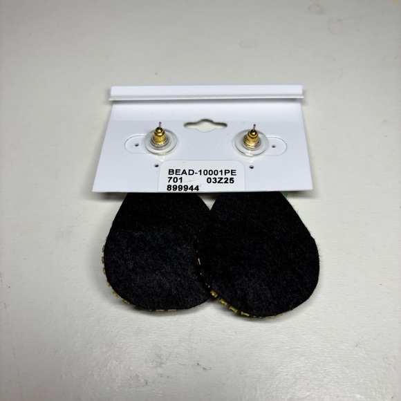 Jillian Michel Green and Yellow Avocado Half Beaded Earrings NWT - Picture 3 of 3